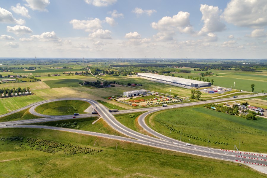 Serioplast wprowadza się do&nbsp;magazynu Hillwood Kutno