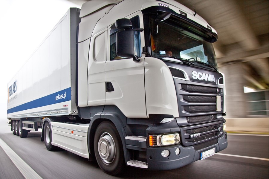 PEKAES wzmacnia serwis drobnicowy do&nbsp;Grecji