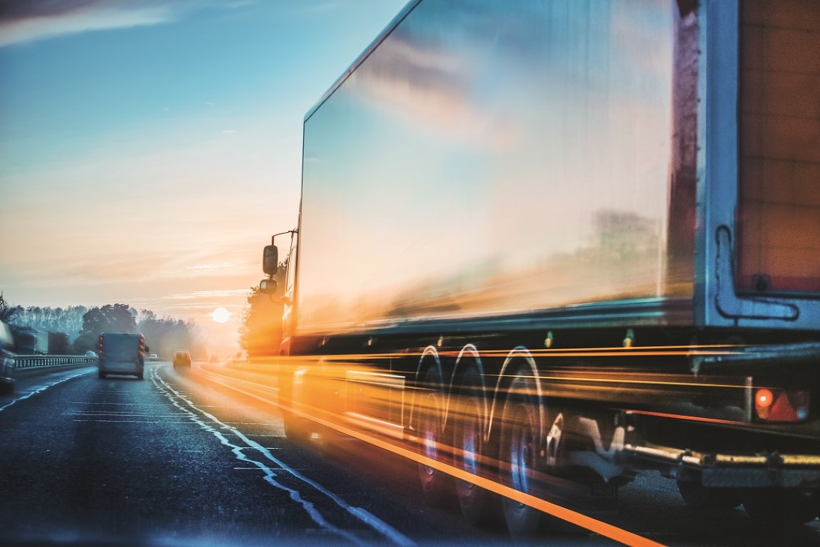 Telematyka na&nbsp;nowo: podpowiada tankowania, łączy tachograf z&nbsp;lokalizacją i&nbsp;uprzedza o&nbsp;spóźnieniach