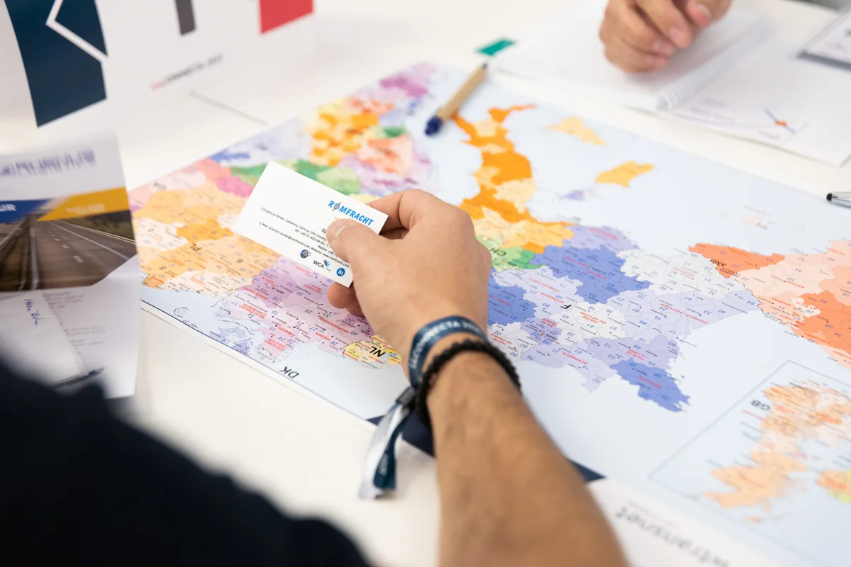 WConnecta gromadzi drogowy transport towarowy