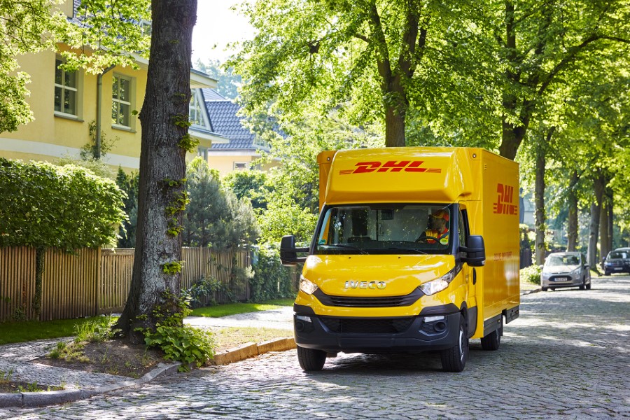 DHL Parcel rozwija ofertę dla e-handlu