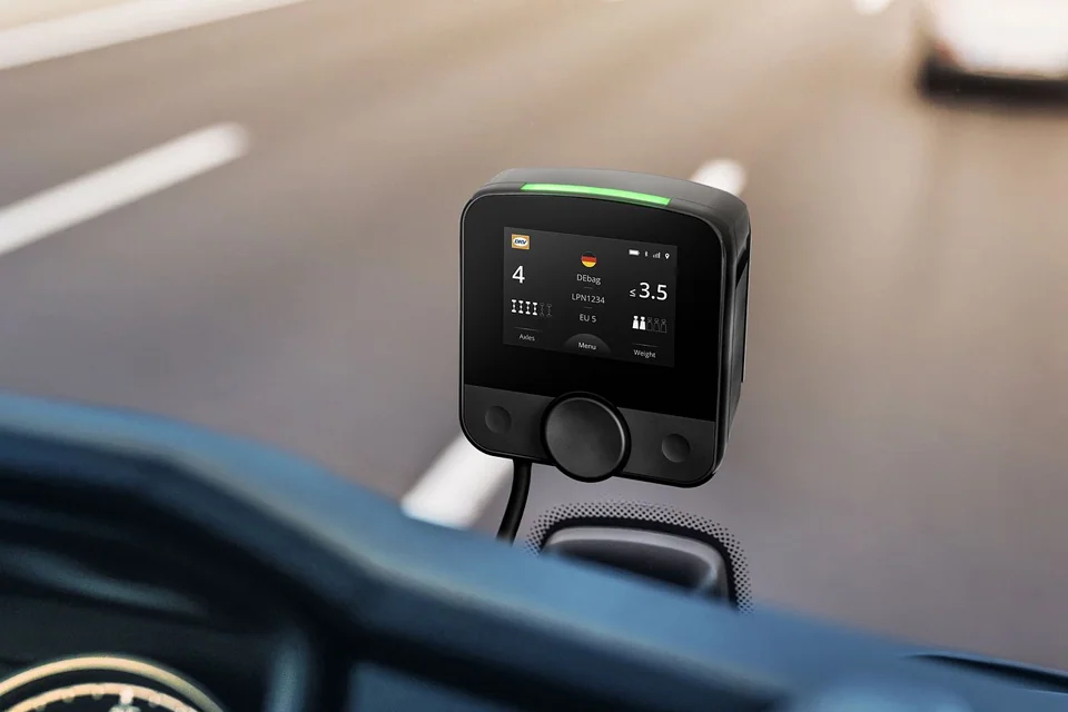 Nowe urządzenia do poboru opłat z 4G od DKV Mobility