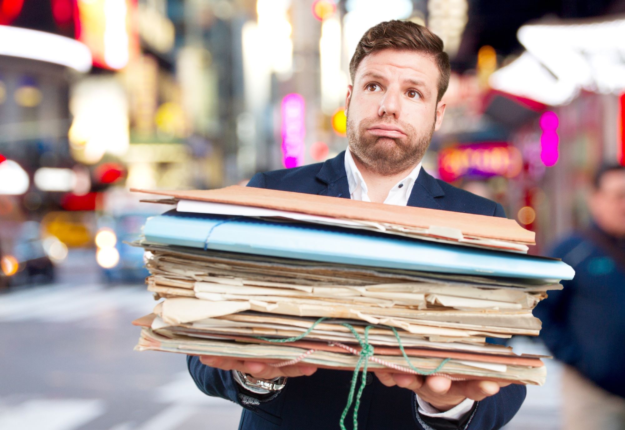 Ręczne przetwarzanie dokumentów. Deep Analysis o cichym zabójcy zysków w logistyce Ręczne przetwarzanie dokumentów. Deep Analysis o cichym zabójcy zysków w logistyce