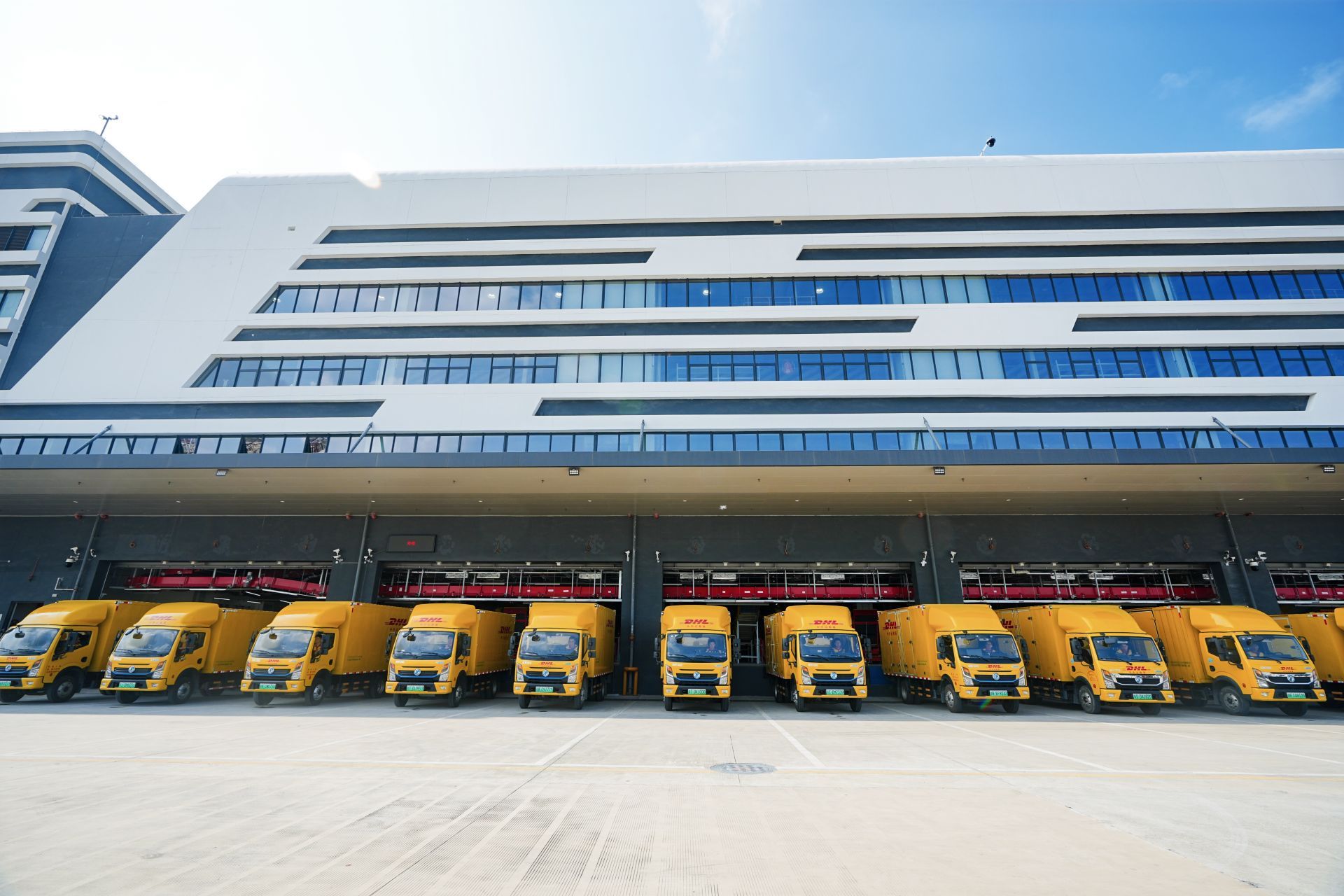DHL Express inwestuje w&nbsp;Chinach. Rozbuduje terminal w&nbsp;Shenzhen