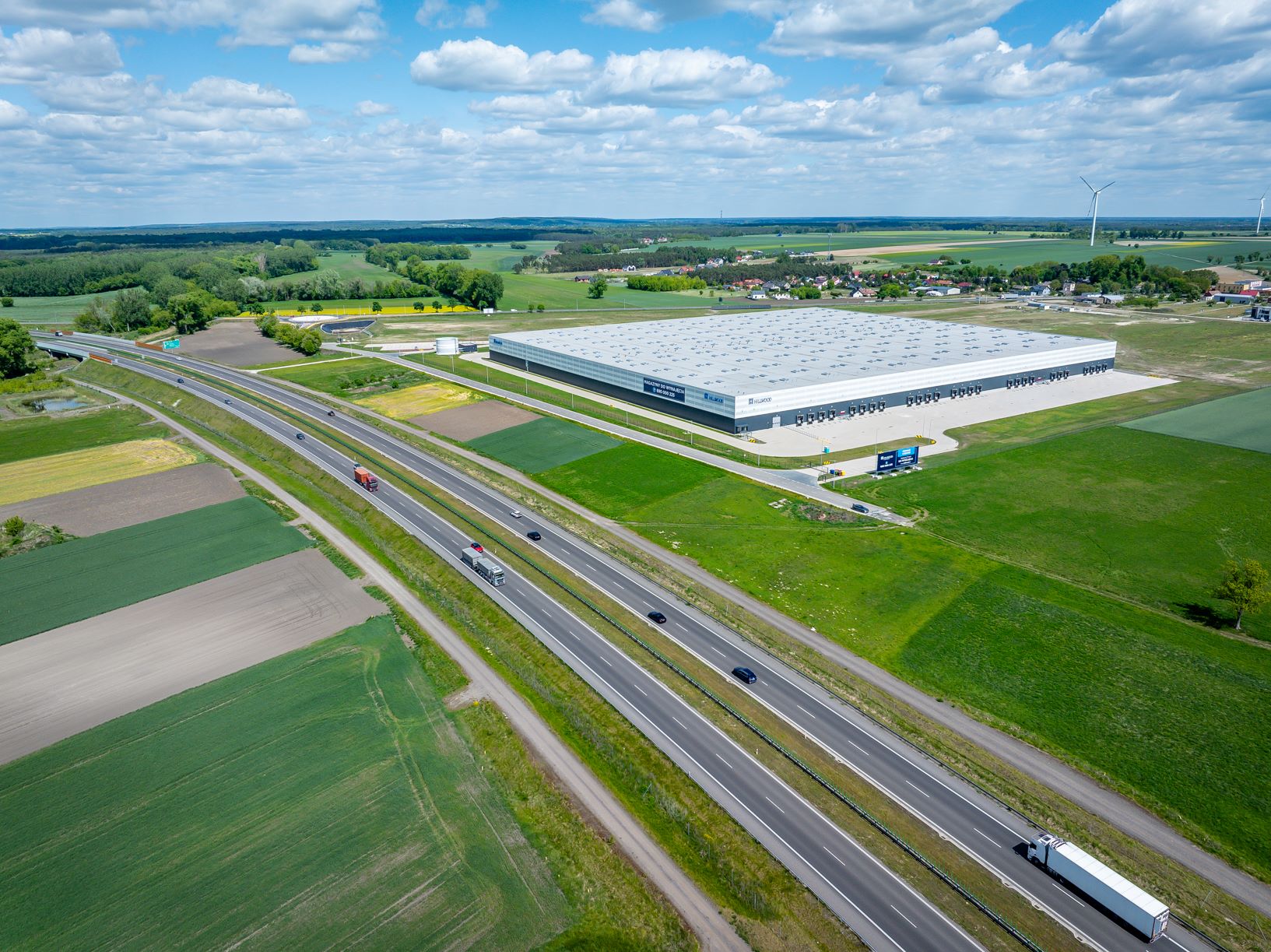 Polska centrum e-commerce. Globalna platforma w Parkach Hillwood Polska centrum e-commerce. Globalna platforma w Parkach Hillwood